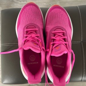 NWOB adidas Big girl size 7 tennis shoe.  Hot pink with orange.  Women’s 8.5